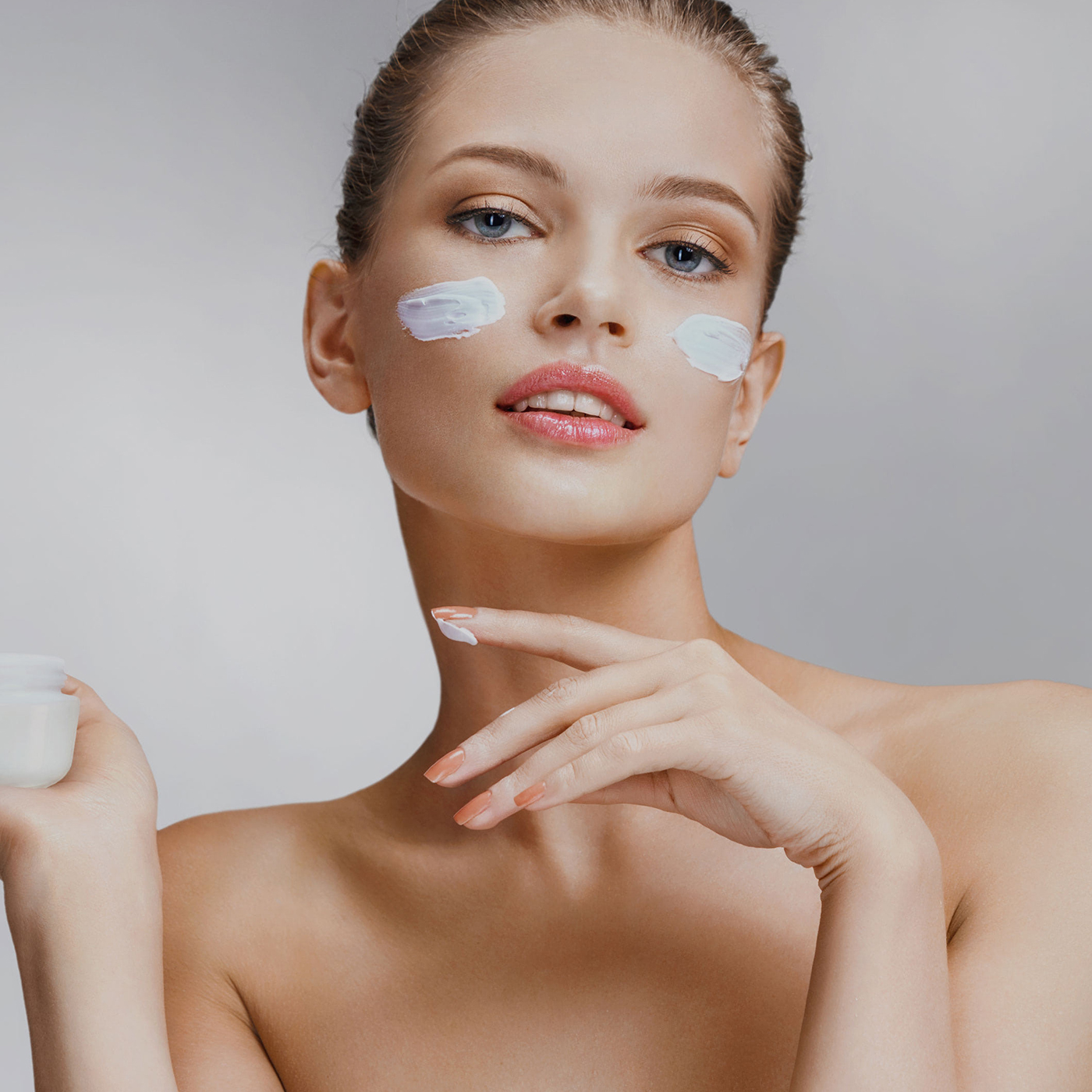 Ultimate Guide to Choosing the Best Cosmetics for Every Occasion Ultimate Guide to Choosing the Best Cosmetics for Every Occasion